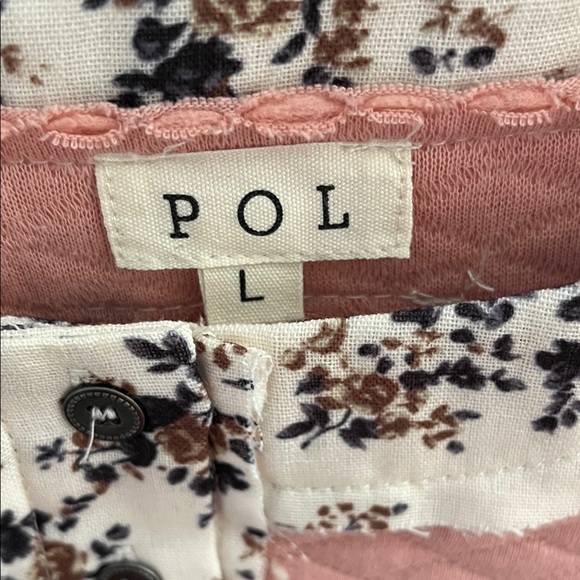 POL Quilted Pink And Cream Henley Blouse with Floral Accents Size Large NWOT - Picture 2 of 10